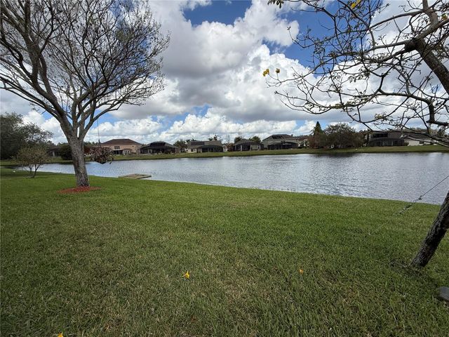 3154 HANGING MOSS CIRCLE, Kissimmee, FL 34741
