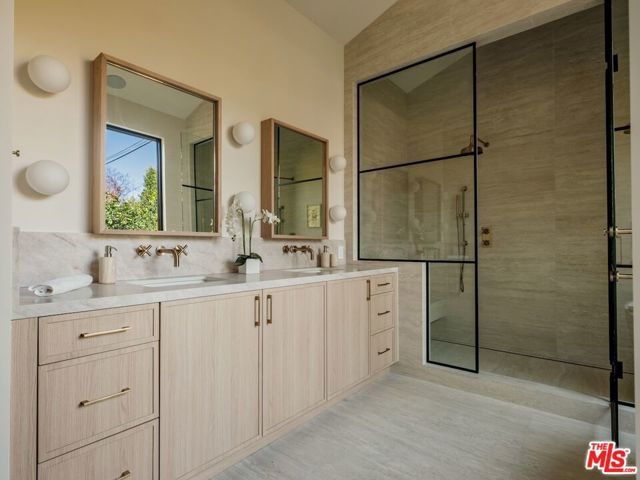 14647 Morrison Street, Sherman Oaks, CA 91403