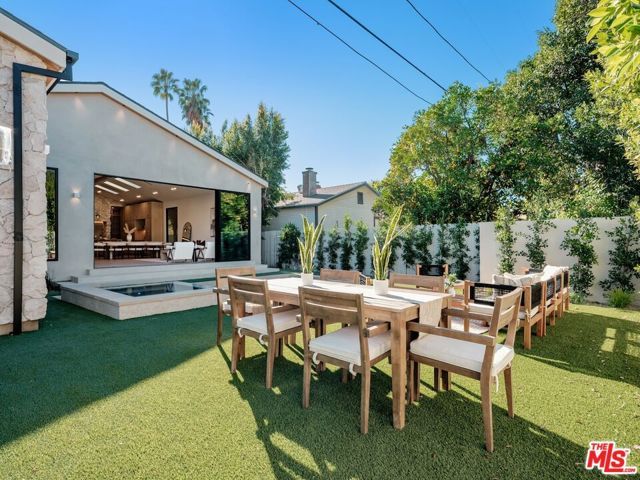 14647 Morrison Street, Sherman Oaks, CA 91403