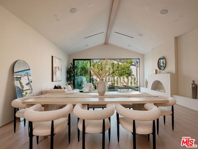 14647 Morrison Street, Sherman Oaks, CA 91403