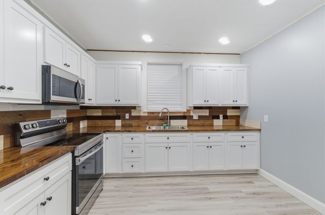2845 Hillcrest Dr, Centerville, TN 37033