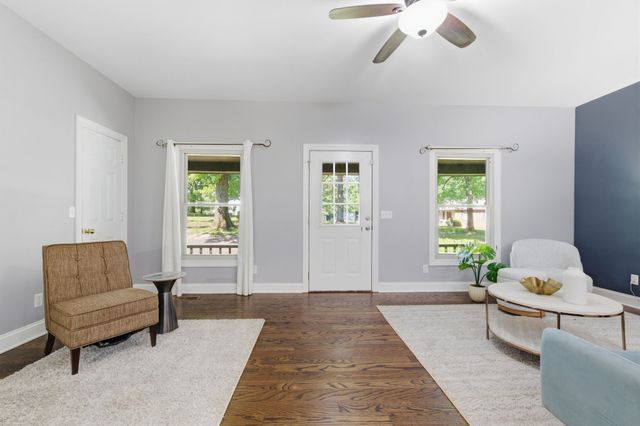 2845 Hillcrest Dr, Centerville, TN 37033