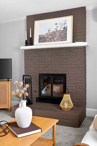 1589 Hillcrest Avenue, Saint Paul, MN 55116