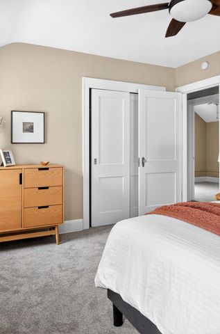 1589 Hillcrest Avenue, Saint Paul, MN 55116