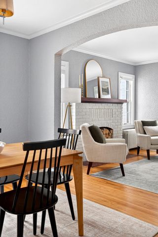 1589 Hillcrest Avenue, Saint Paul, MN 55116