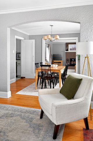 1589 Hillcrest Avenue, Saint Paul, MN 55116