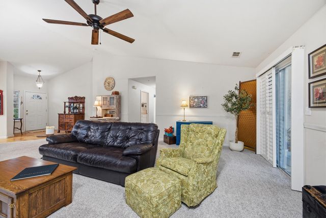 525 W Kimball Avenue, Visalia, CA 93277