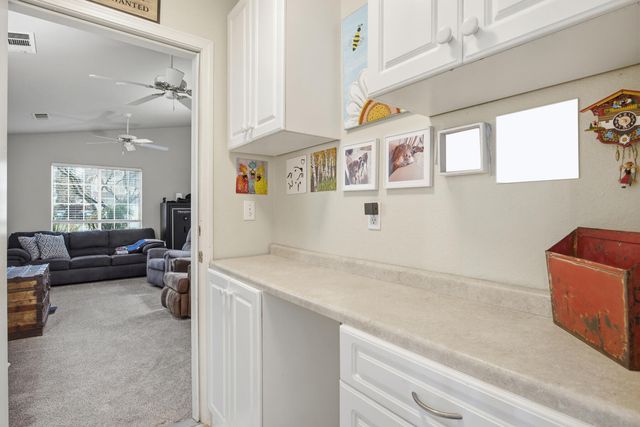 525 W Kimball Avenue, Visalia, CA 93277