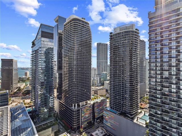 88 SW 7th Street 3007, Miami, FL 33130