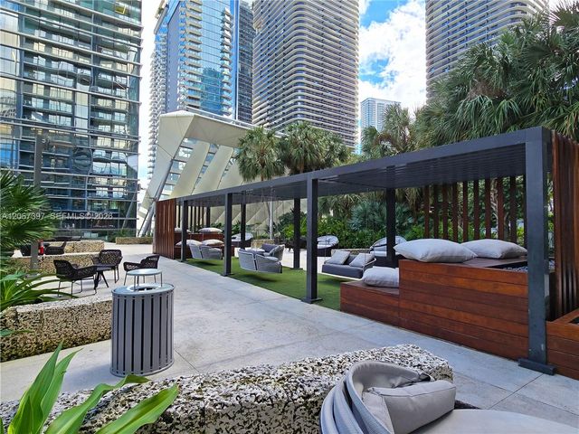 88 SW 7th Street 3007, Miami, FL 33130