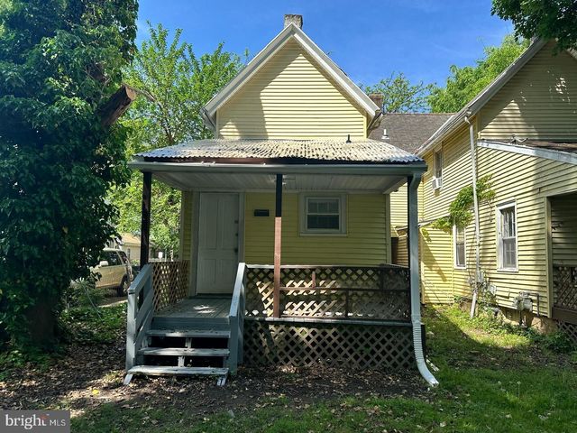 25 S NEW ST, Dover, DE 19904