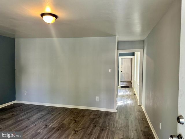 25 S NEW ST, Dover, DE 19904