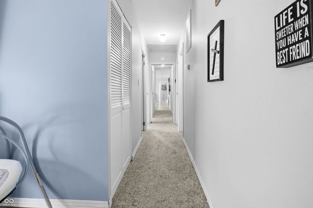 2816 Hawcreek Boulevard, Columbus, IN 47203