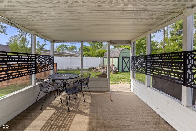 2816 Hawcreek Boulevard, Columbus, IN 47203