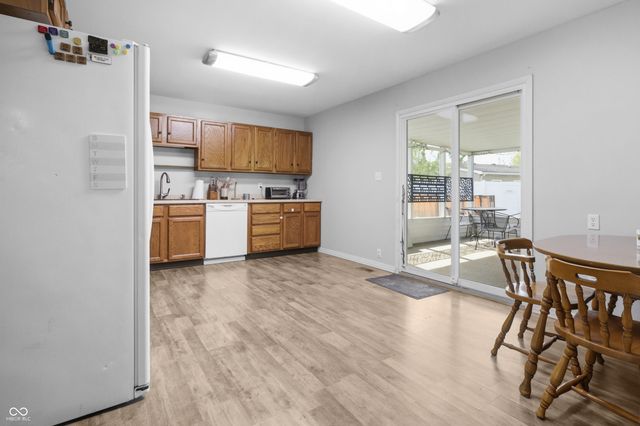 2816 Hawcreek Boulevard, Columbus, IN 47203