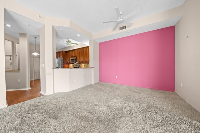 9539 WELDON Circle F408, Tamarac, FL 33321