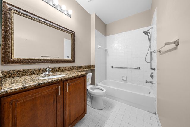 9539 WELDON Circle F408, Tamarac, FL 33321