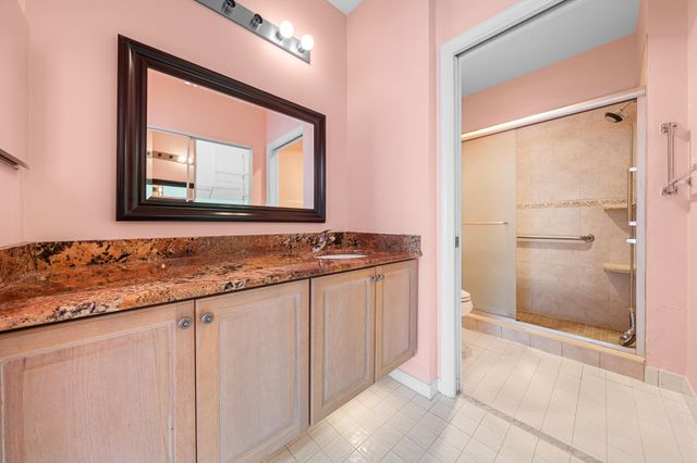 9539 WELDON Circle F408, Tamarac, FL 33321