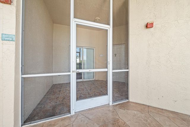 9539 WELDON Circle F408, Tamarac, FL 33321