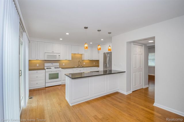 42750 Lyric Court, Northville Township, MI 48167