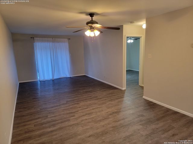 923 Vance Jackson Rd Apt 1004, San Antonio, TX 78201