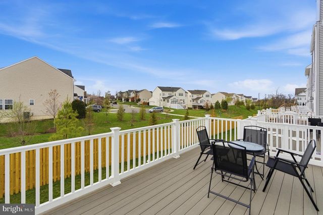 24173 THURSO SQ, Sterling, VA 20166