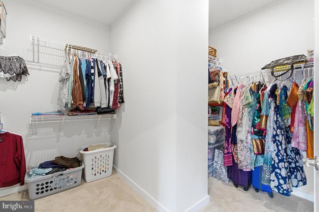 24173 THURSO SQ, Sterling, VA 20166