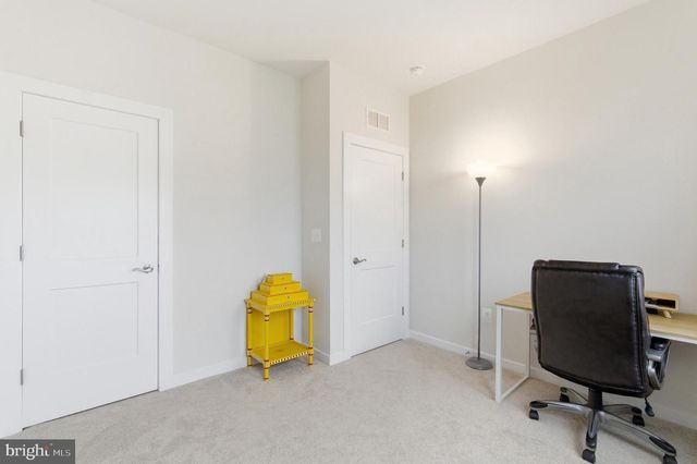 24173 THURSO SQ, Sterling, VA 20166