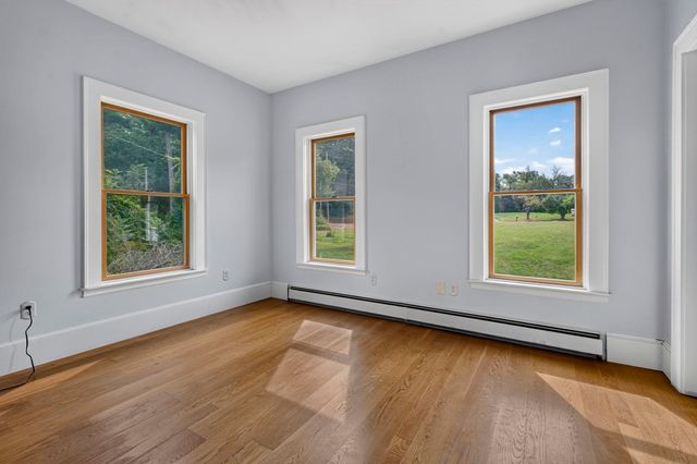 304 High Rd, Newbury, MA 01951