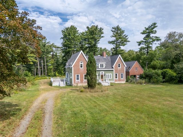 304 High Rd, Newbury, MA 01951