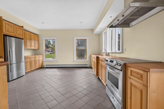 304 High Rd, Newbury, MA 01951