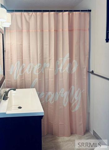 665 E 14th Street, Idaho Falls, ID 83404