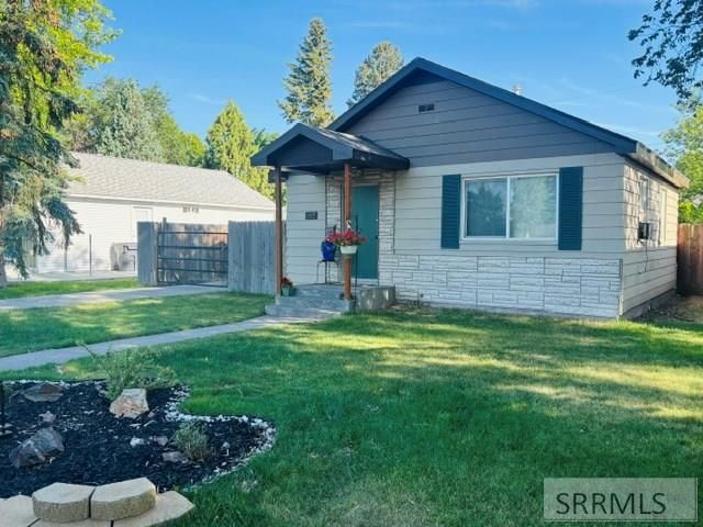 665 E 14th Street, Idaho Falls, ID 83404