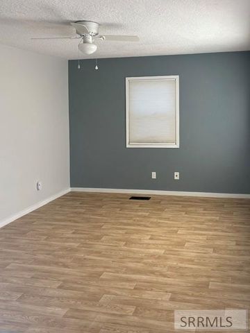 665 E 14th Street, Idaho Falls, ID 83404