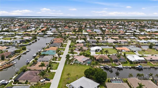 1121 CORONADO DRIVE, Punta Gorda, FL 33950