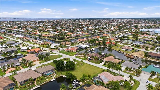 1121 CORONADO DRIVE, Punta Gorda, FL 33950