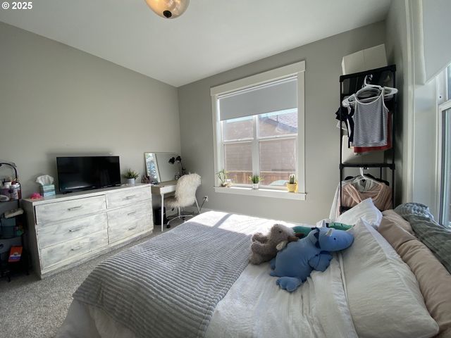 1624 YORK BUTTE Ave, Salem, OR 97306