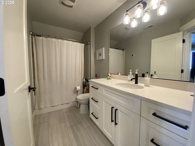 1624 YORK BUTTE Ave, Salem, OR 97306