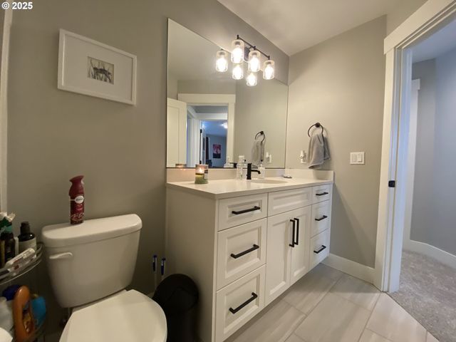 1624 YORK BUTTE Ave, Salem, OR 97306