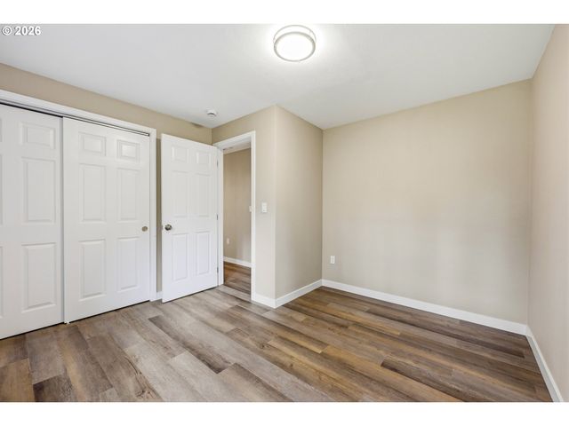 1740 Se RIVER FOREST Rd, Milwaukie, OR 97267