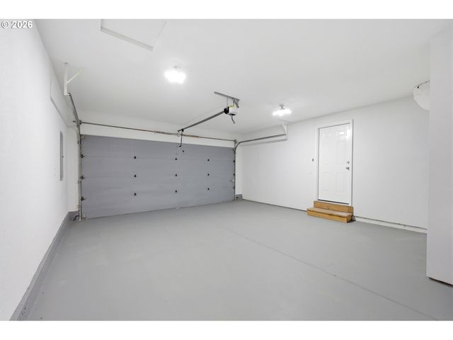 1740 Se RIVER FOREST Rd, Milwaukie, OR 97267