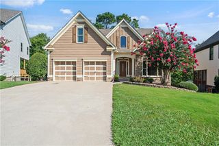 16 Creekview SE Drive, Cartersville, GA 30120
