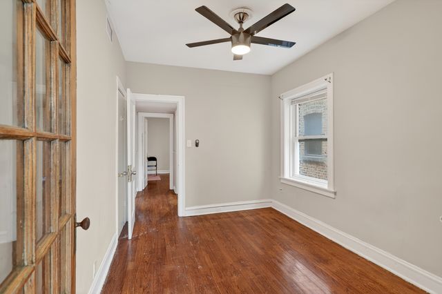 8005 S Blackstone Avenue, Chicago, IL 60619