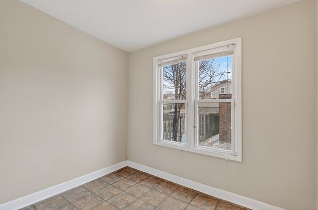 8005 S Blackstone Avenue, Chicago, IL 60619