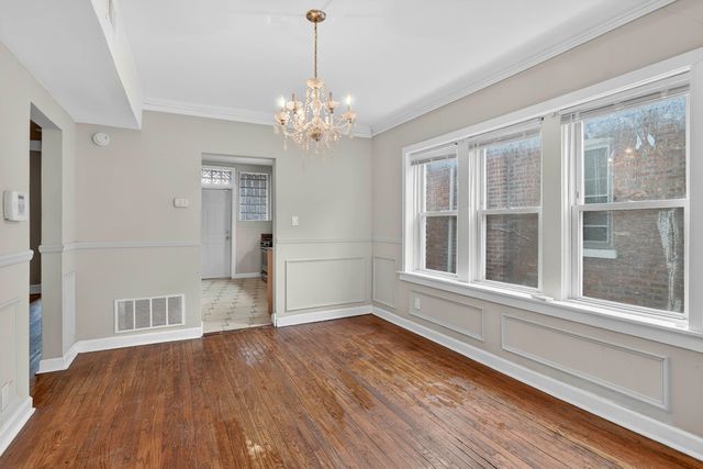 8005 S Blackstone Avenue, Chicago, IL 60619