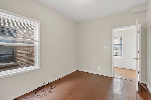 8005 S Blackstone Avenue, Chicago, IL 60619