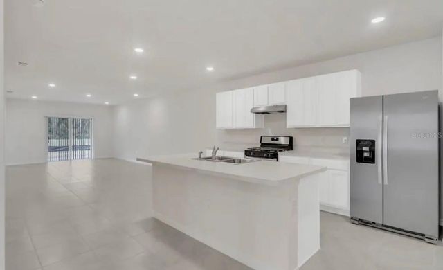 20041 ROYAL TERN COURT, Leesburg, FL 34748