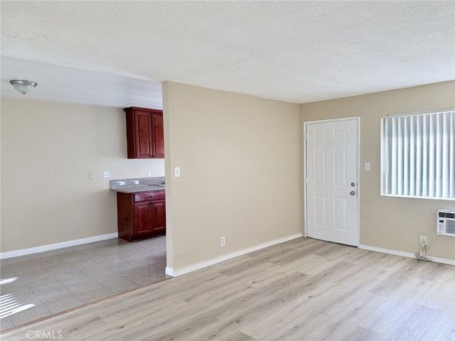 4830 Canoga Street H, Montclair, CA 91763