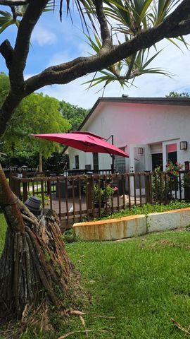 18611 SW 61st Court, Southwest Ranches, FL 33332
