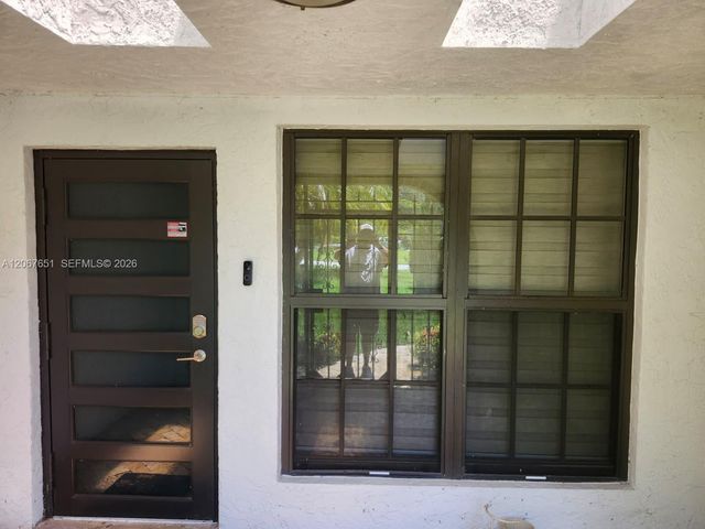 18611 SW 61st Court, Southwest Ranches, FL 33332